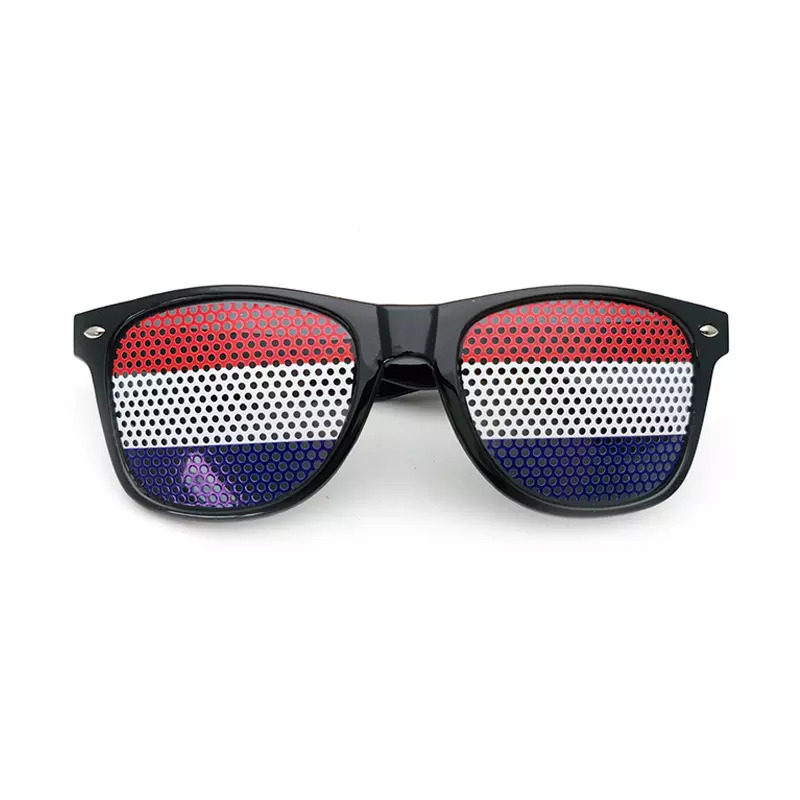 onszelf Doelwit veeg Pinhole zonnebril Nederland - Freaky Glasses